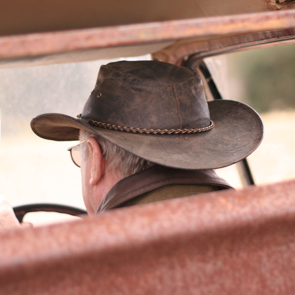 Echuca Oiled Leather Australian Hat in Brown Kakadu Traders