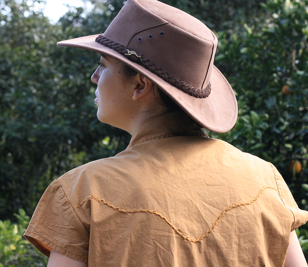 Alice Hat in Brown Suede Leather